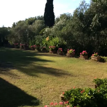 Tuscan With Breathtaking Views
